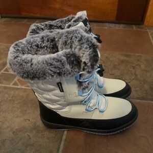 Girl’s 5 ZeroXposur Snow Boots